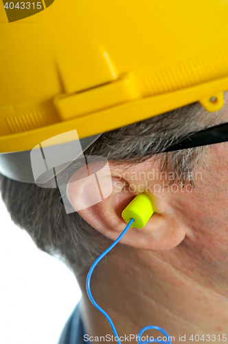 Image of earplug into the ear