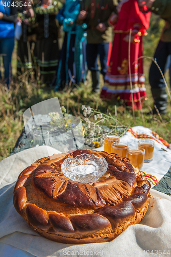 Image of Russian bread with salt