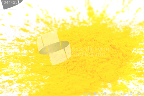 Image of yellow toner powder