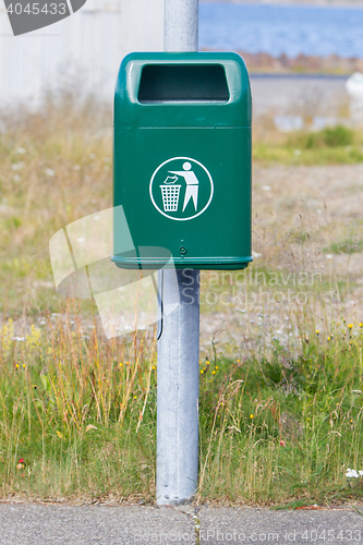 Image of Metal rubbish bin