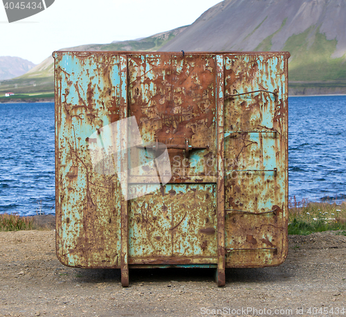 Image of Old and abandoned container