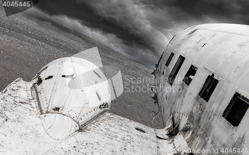 Image of The abandoned wreck of a US military plane on Southern Iceland -