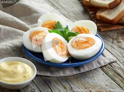 Image of plate of boiled eggs