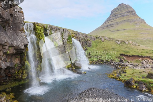 Image of Kirkjufellsfoss waterfall near the Kirkjufell mountain