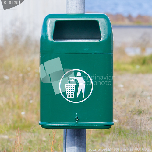 Image of Metal rubbish bin