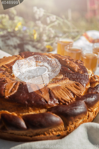 Image of Russian bread with salt