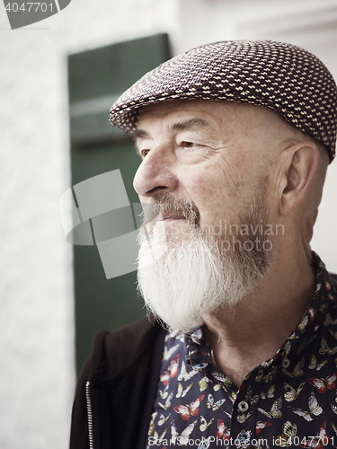 Image of old man outdoor