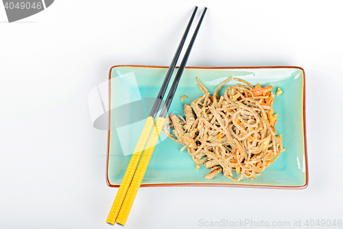 Image of China noodles with vegetables and meat