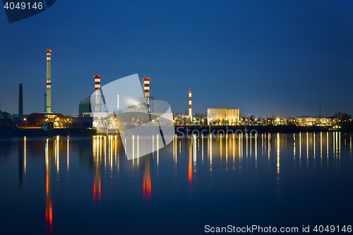 Image of Oil Refinery at night