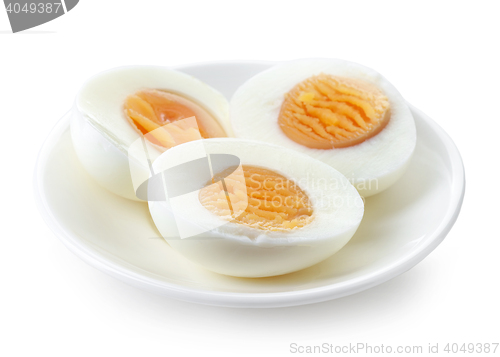 Image of plate of boiled peeled eggs
