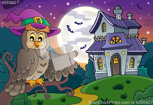 Image of Owl near haunted house theme 1