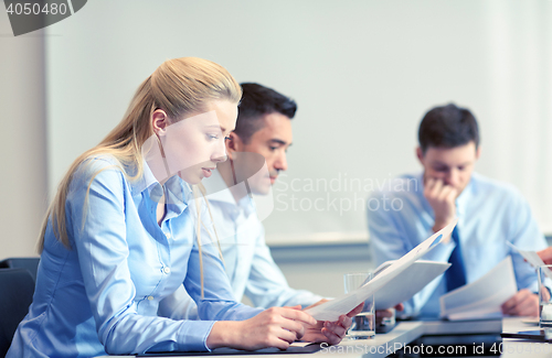 Image of business people having problem in office