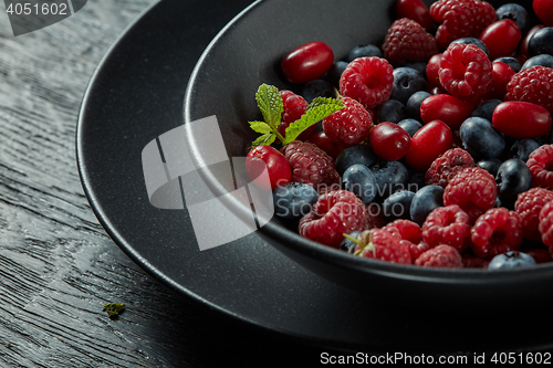 Image of fresh healthy berries