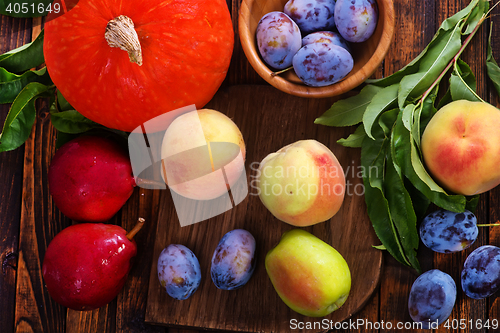 Image of autumn fruits