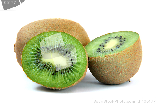 Image of one kiwi and two halfs