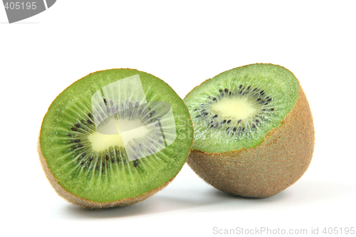 Image of two pices of kiwi