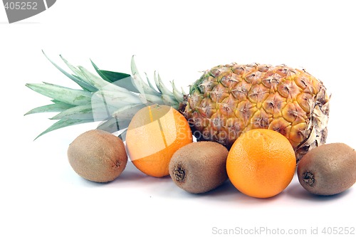 Image of ananas kiwi oranges