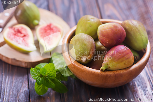 Image of fresh figs