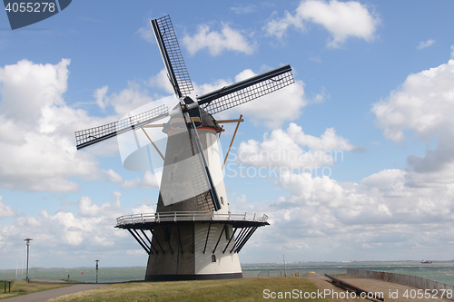 Image of windmill 