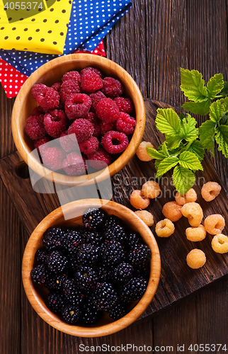 Image of fresh berries