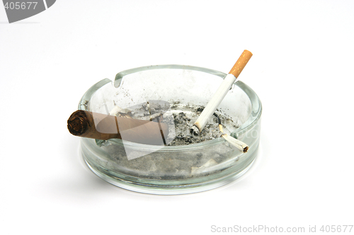 Image of dirty ashtray