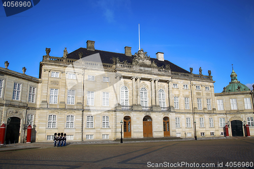 Image of Amalienborg palace in Copenhagen, Denmark