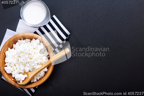 Image of fresh milk and cottage 