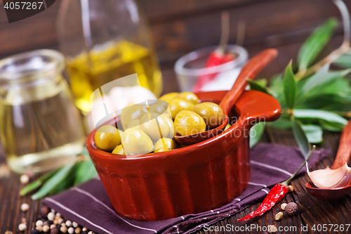 Image of green olives