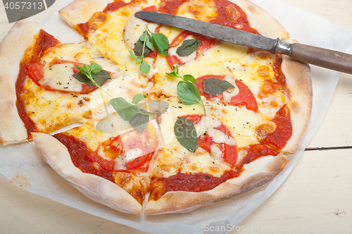 Image of Italian pizza Margherita
