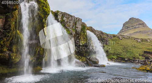 Image of Kirkjufellsfoss waterfall near the Kirkjufell mountain