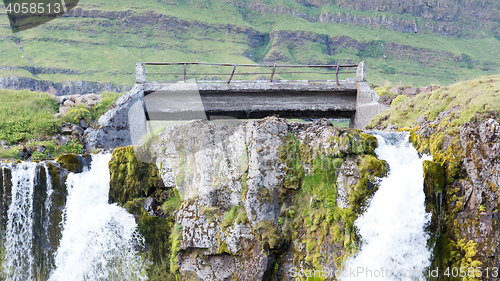 Image of Kirkjufellsfoss waterfall near the Kirkjufell mountain