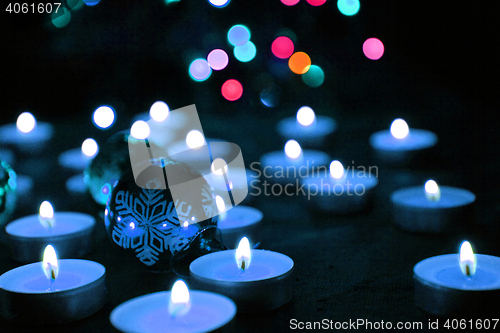 Image of candles and the christmas tree