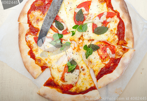 Image of Italian pizza Margherita