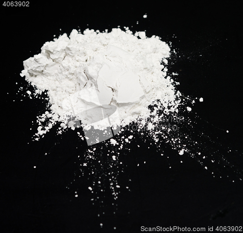 Image of white powder