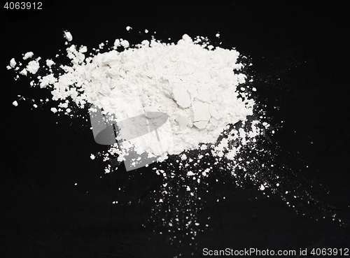 Image of white powder