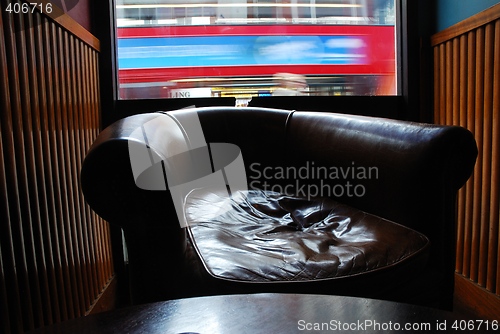 Image of An old chair at Oxford Street.