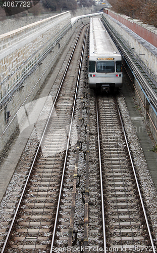 Image of OEBB streetcar in Vienna