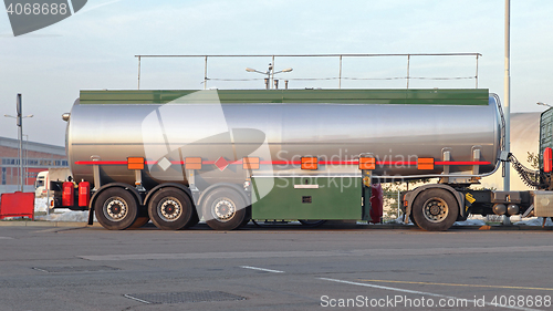 Image of Tank Truck