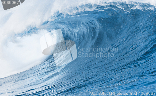 Image of Ocean wave