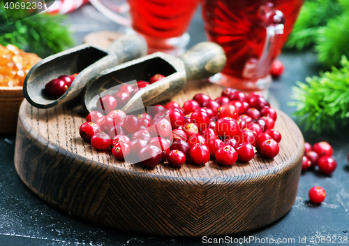 Image of cranberry drink and berries