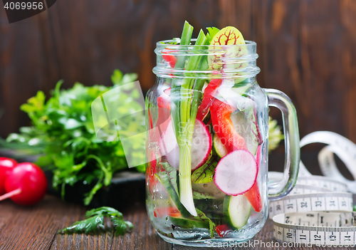 Image of fresh vegetable salad