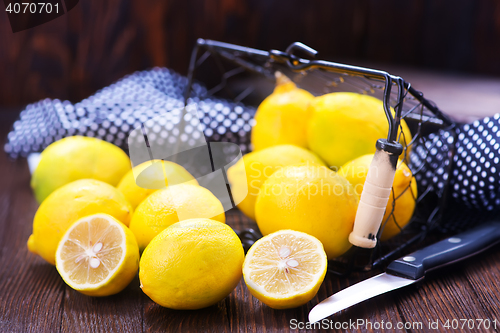 Image of lemons
