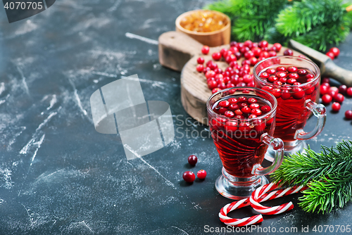 Image of cranberry drink and berries