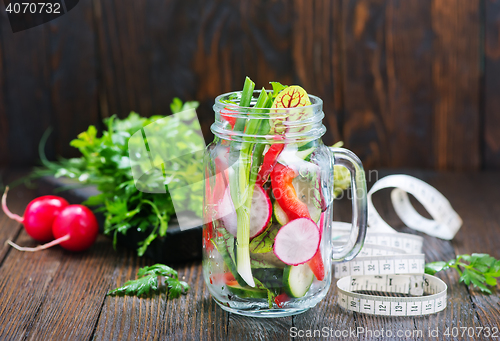 Image of fresh vegetable salad