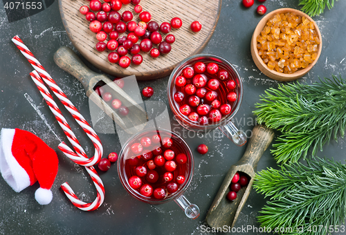 Image of cranberry drink and berries