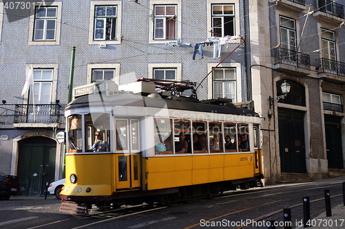 Image of EUROPE PORTUGAL LISBON TRANSPORT FUNICULAR TRAIN