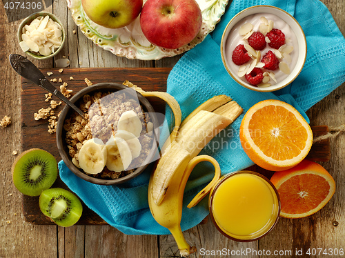 Image of healthy breakfast ingredients