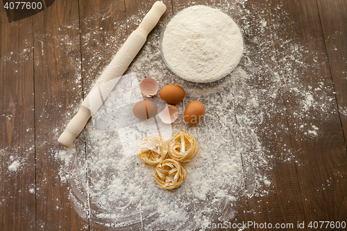 Image of Cooking some tasty food, overhead.