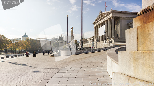 Image of Parliament building in Vienna Austria