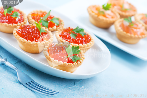 Image of tartalets with seafood